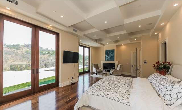 Mewahnya Rumah Kontrakan Ariana Grande