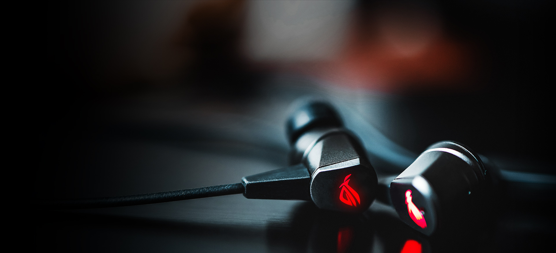 Asus Punya Earphone Gaming ROG Cetra