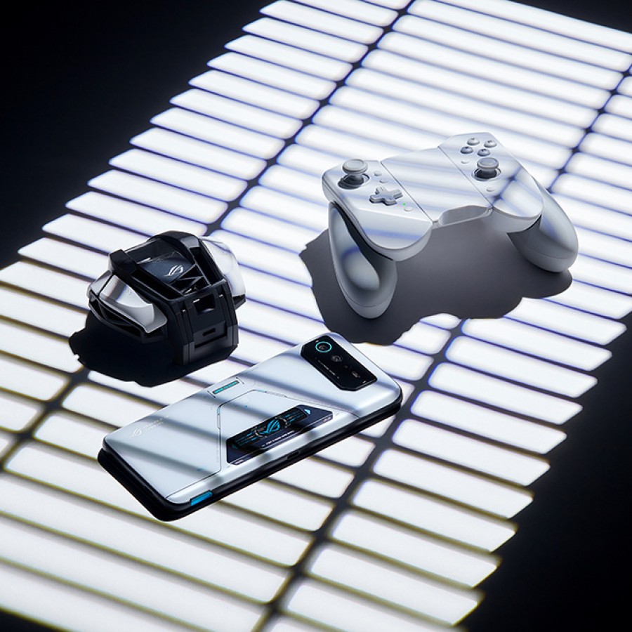Asus ROG Phone 6 dan 6 Pro Bawa Spesifikasi Smartphone Gaming Sultan