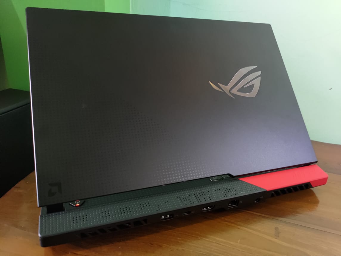 Rog strix g15 advantage edition. ASUS ROG Strix g15 advantage Edition. ASUS ROG Strix g15 появилось пятно на крышке. Armor caps ASUS. ASUS ROG g15 advantage Edition настройка.