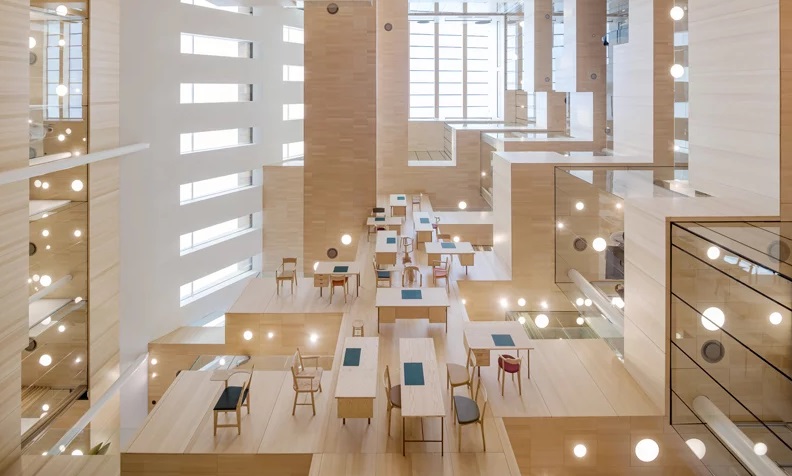 Kantor Balai Kota dengan Desain Minimalis