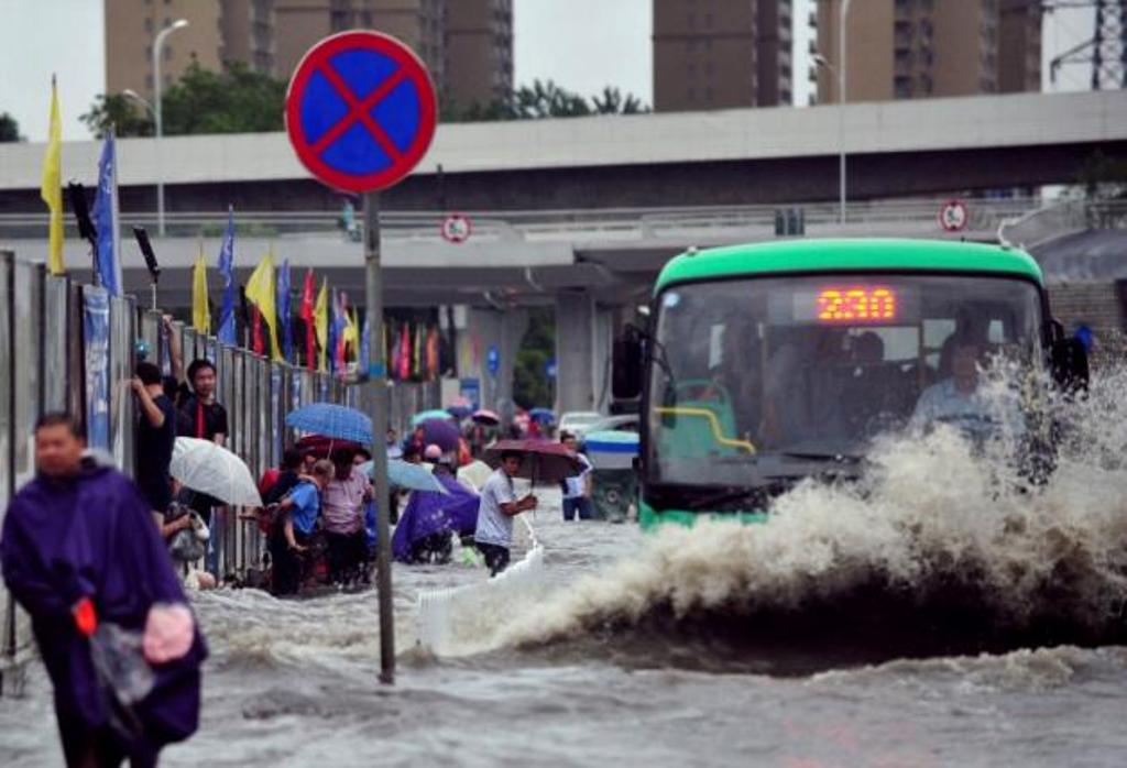 Korban Tewas Banjir Tiongkok Capai 130 Jiwa