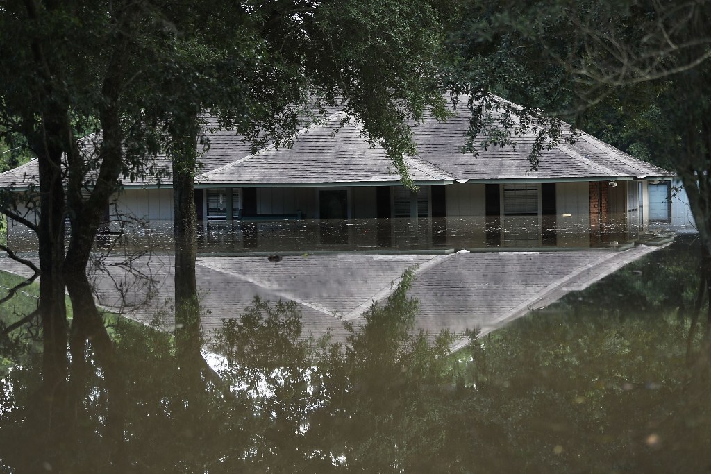 Banjir Bandang Landa Louisiana, Tujuh Tewas dan 30.000 Orang Dievakuasi