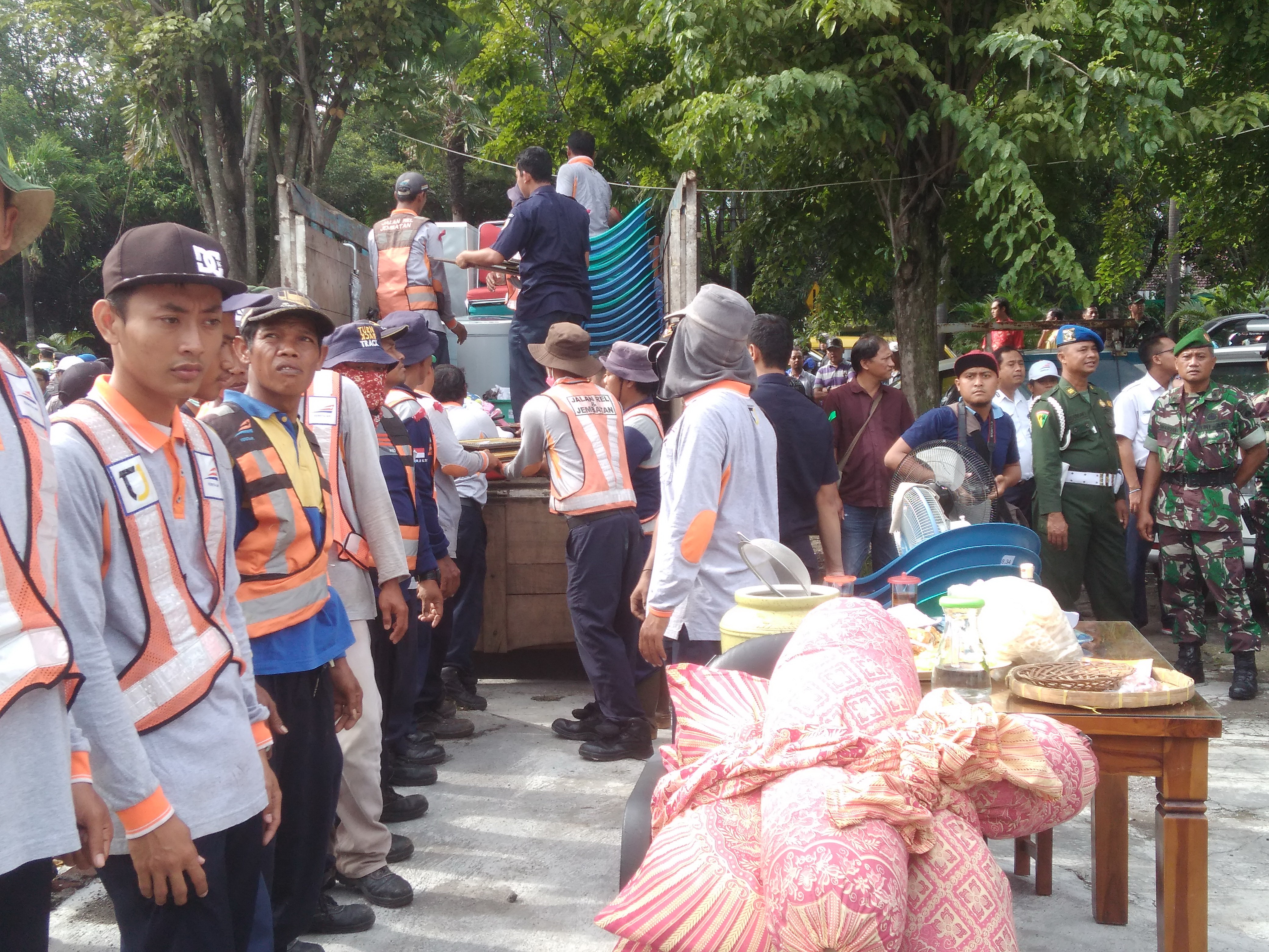 Penghuni Rumah Dinas Tuding KAI Arogan