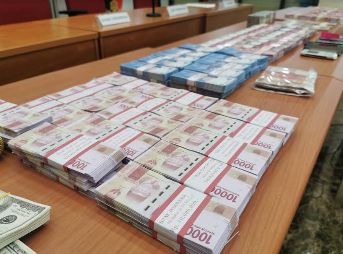 Sindikat Pengedar Uang Palsu Kelas Kakap Ditangkap