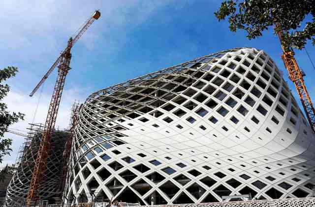 Zaha Hadid 'Bangkitkan' Puing-puing Perang Lebanon