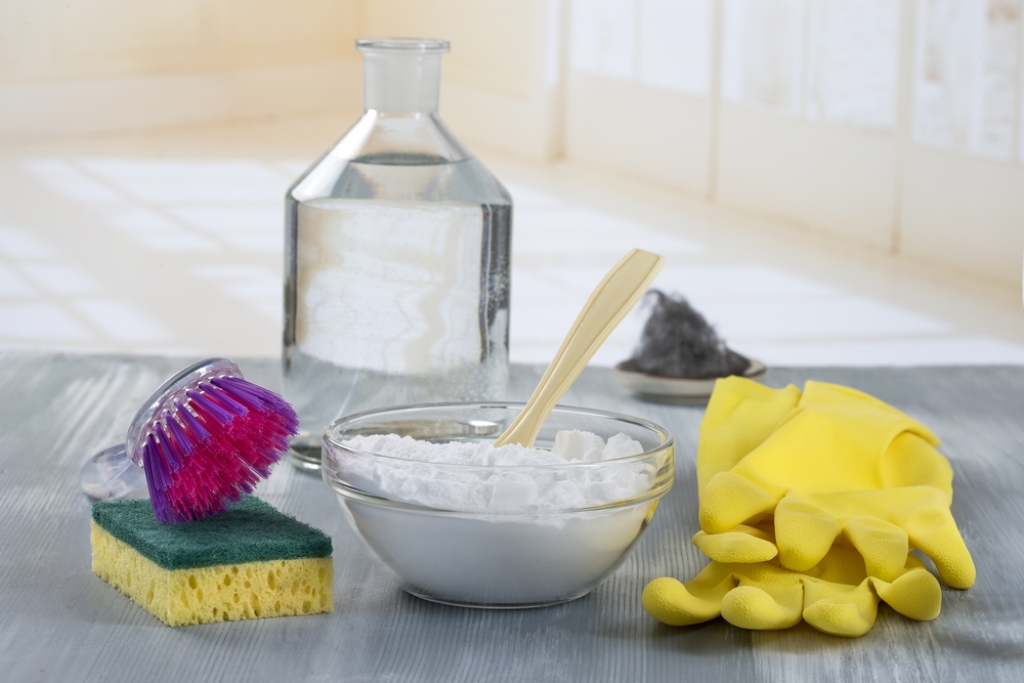 5 Bahan Alami untuk Hilangkan Bau di Kulkas