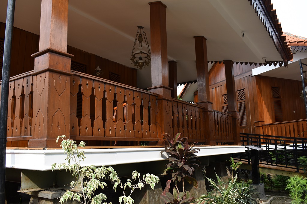 Mengenal Keunikan Rumah Khas Betawi Beserta Ornamennya