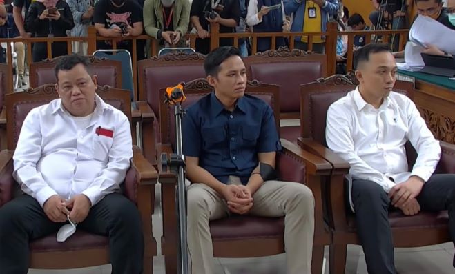 Blak-blakan Bharada E, Ini Obrolan Ferdy Sambo dan Putri Sebelum Brigadir J Ditembak