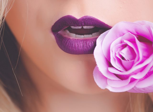 Bahan Alami Ini Ampuh Atasi Bibir Kering dan Pecah-pecah