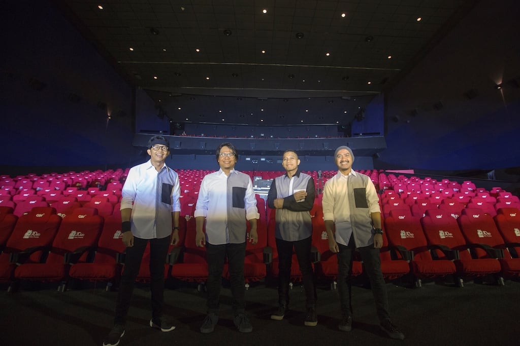 Rayakan 17 Tahun, The Rain Konser di Bioskop