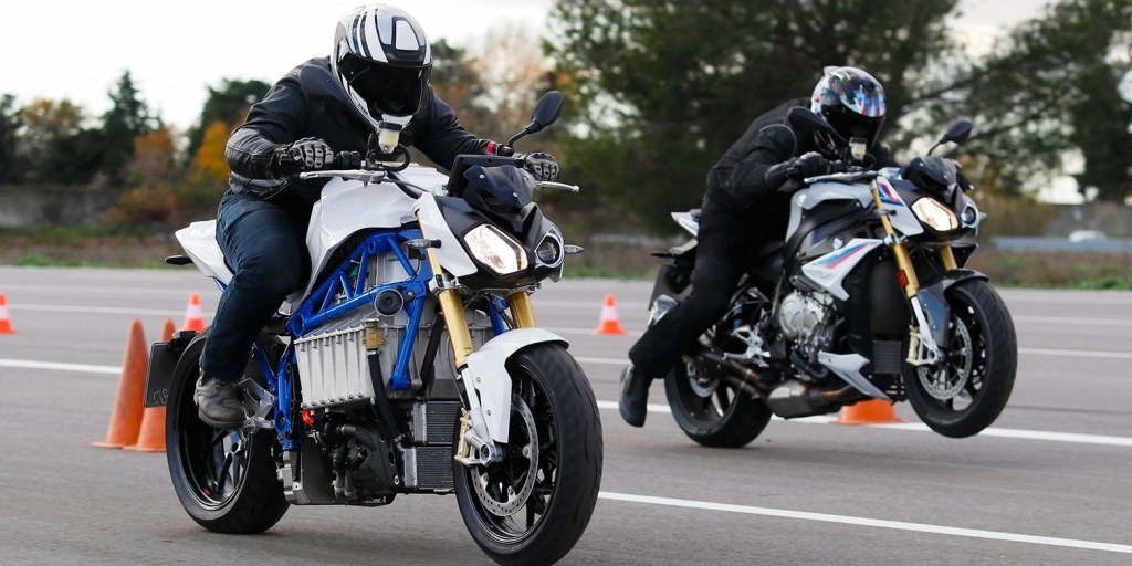 BMW Motorrad E-Power Roadster Mulai Uji Coba di Jalan