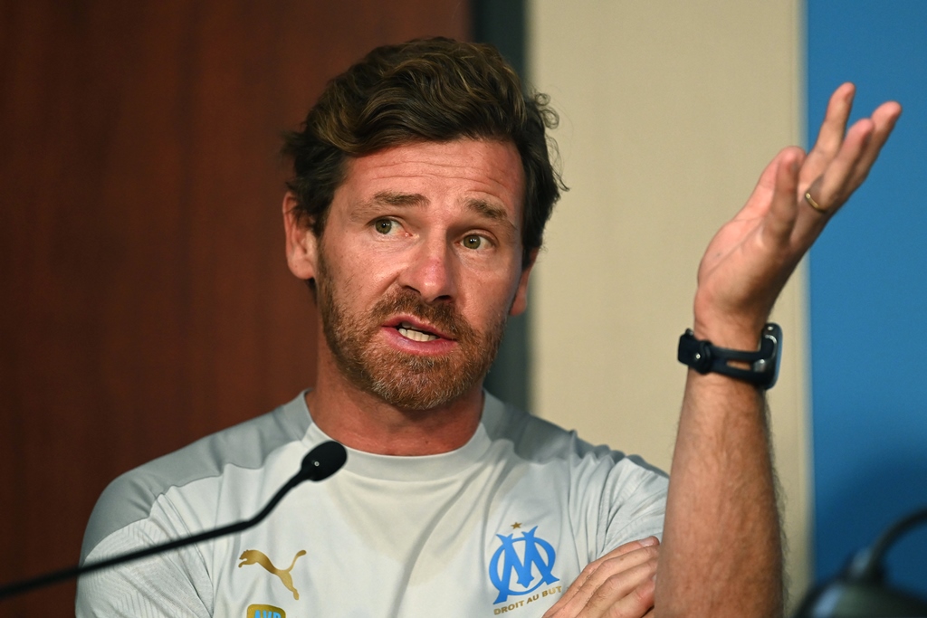 5 Pelatih Top Ini bukan Pemain Bola Profesional