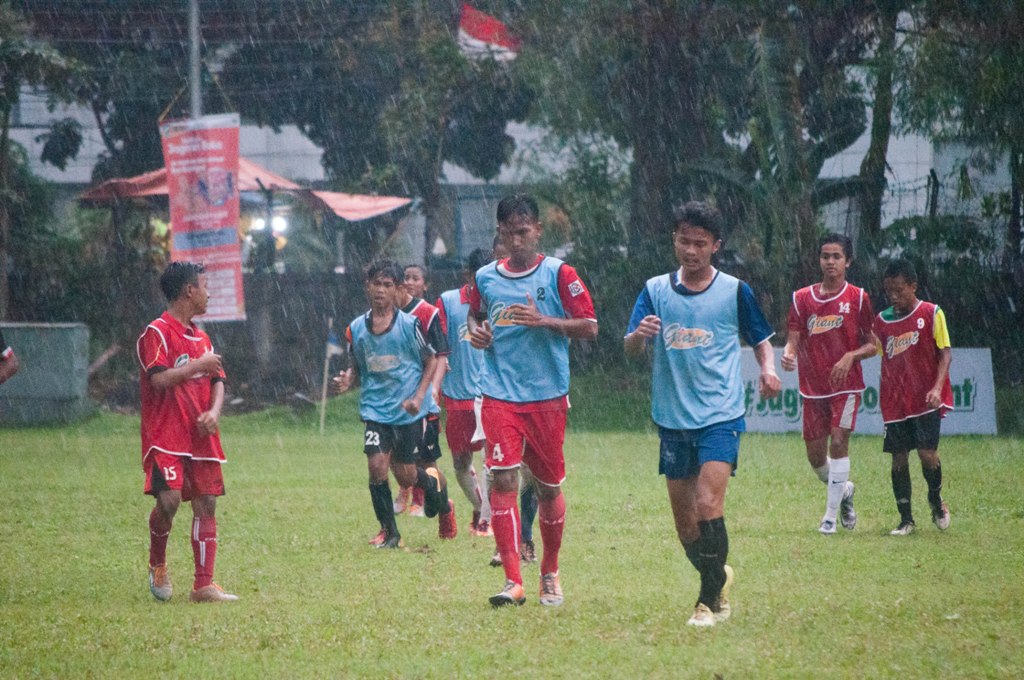 Dua Anak Indonesia Dapat Beasiswa Sepak Bola di Spanyol