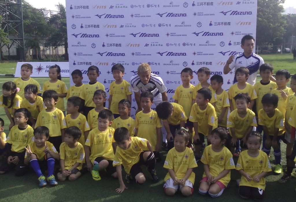 Momen-momen Keisuke Honda Adakan Soccer Clinic di Jakarta