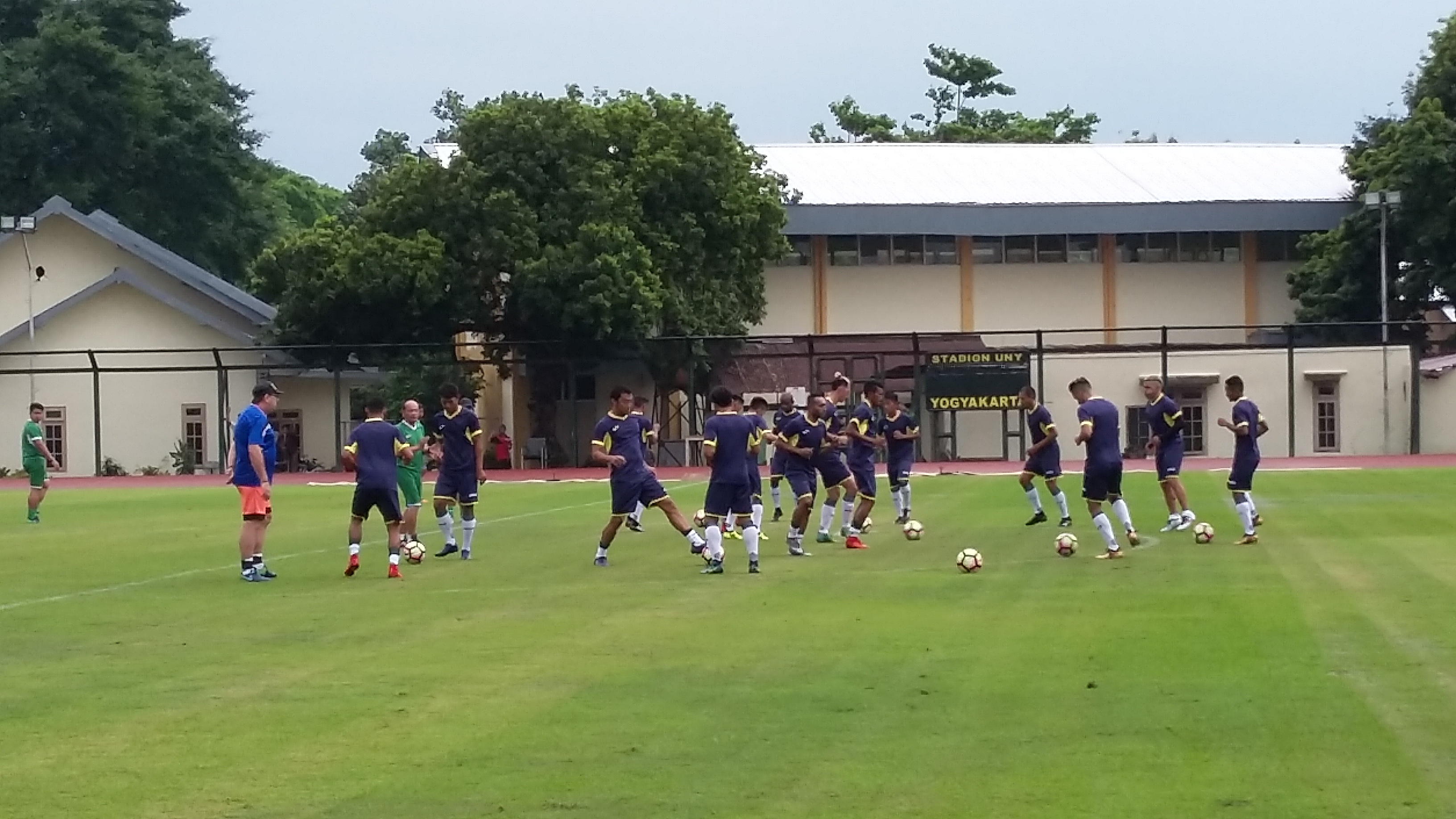 Bersiap Hadapi Islandia, 4 Penggawa Indonesia Selection Absen Latihan