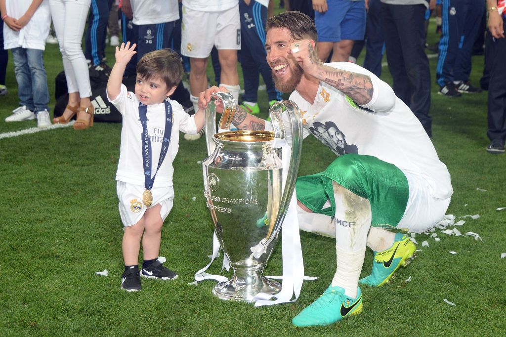 Foto-Foto Pesta Juara Real Madrid di San Siro