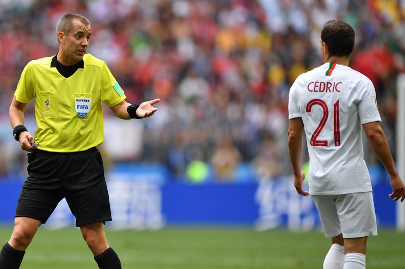 Pemain Maroko Tuduh Wasit Geiger Minta Baju Pepe