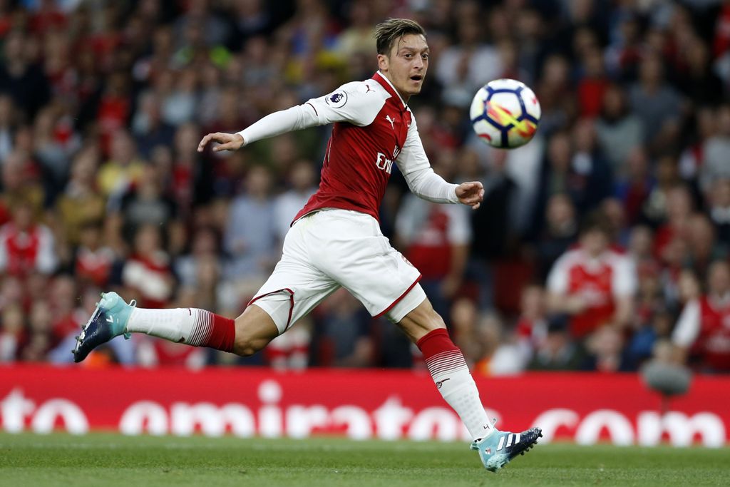 Karikatur: Menanti Jawaban Mesut Oezil