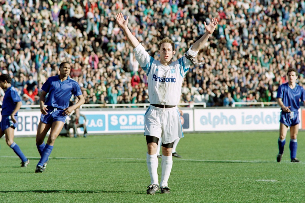 Daftar Peraih Ballon dOr Sejak 1990, Messi dan Cristiano Ronaldo Mendominasi