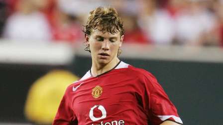 15 Pesepak Bola yang Gagal Bersinar di Manchester United (Bagian 1)