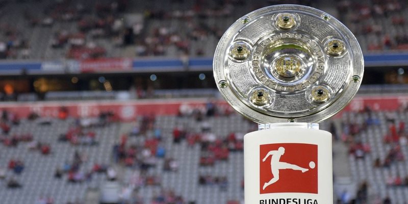 10 Trofi Sepak Bola Paling Mahal di Dunia (Bagian - 1)