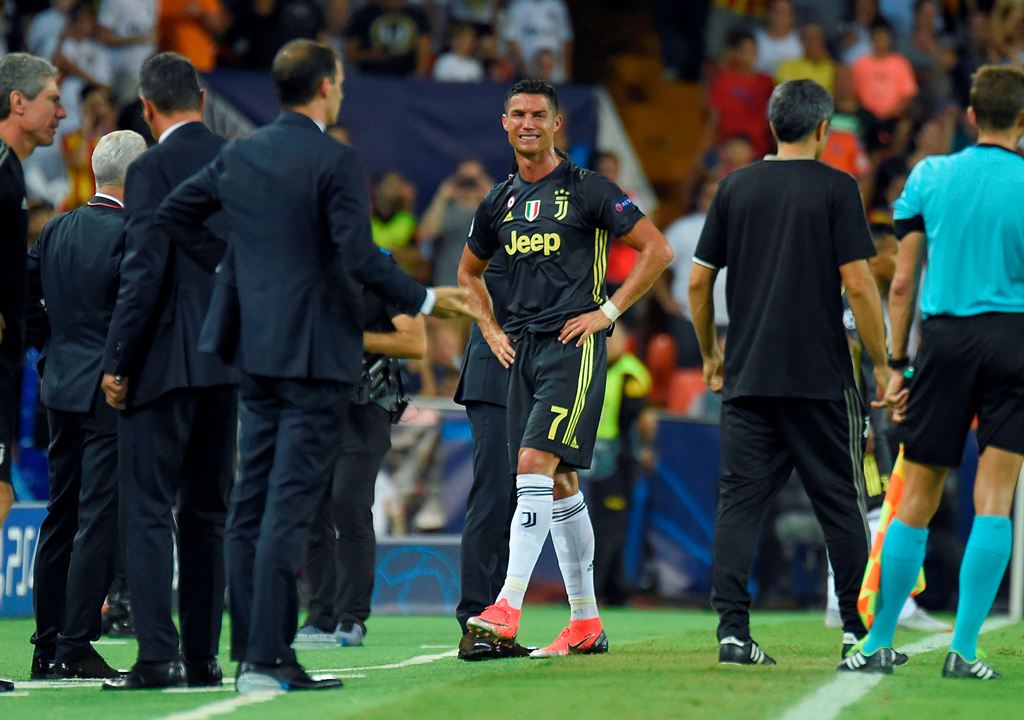 Lima Momen yang Bikin Cristiano Ronaldo Terharu