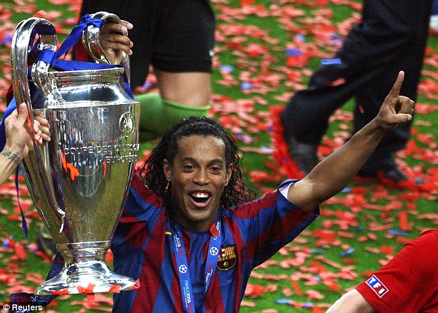 Lima Momen Hebat Ronaldinho Bersama Barcelona
