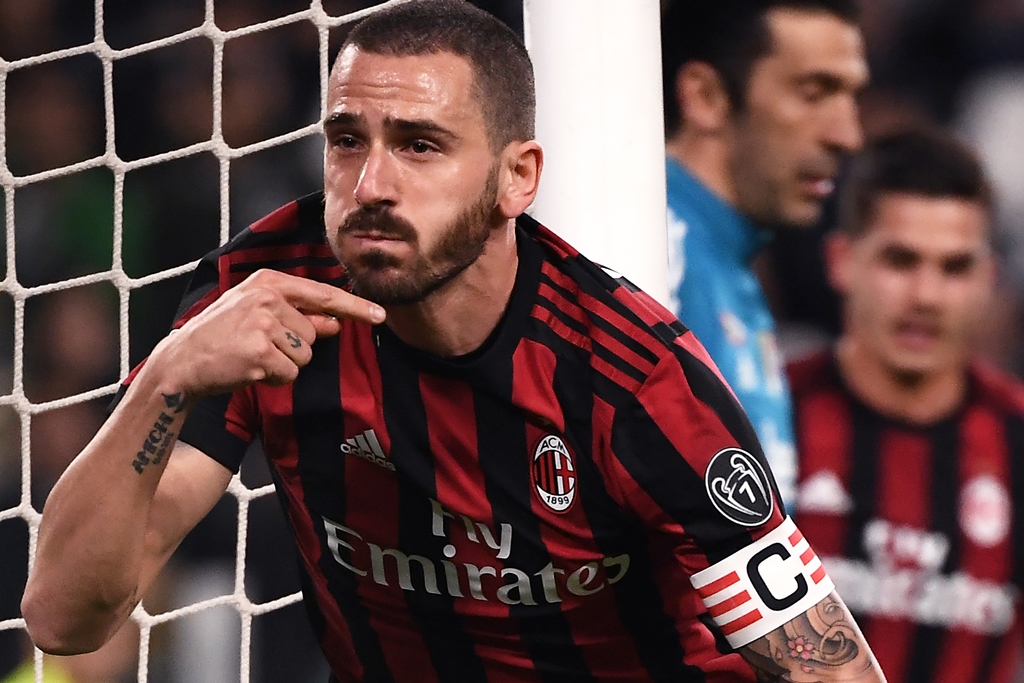 Lima Pemain yang Pernah Berseragam Juventus dan AC Milan