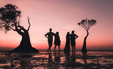 5 Destinasi Wisata di Sumba Timur versi Christian Sugiono