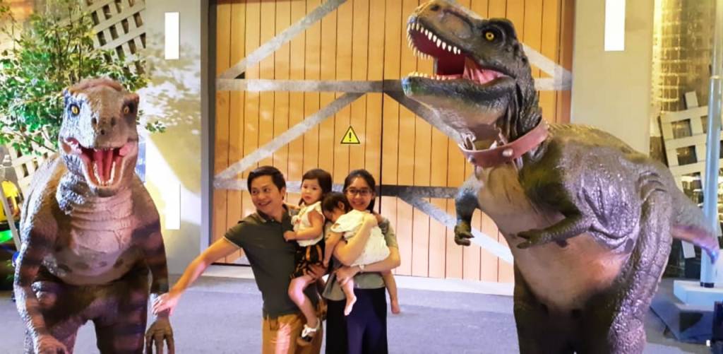 Merasakan Sensasi Berinteraksi dengan Dinosaurus