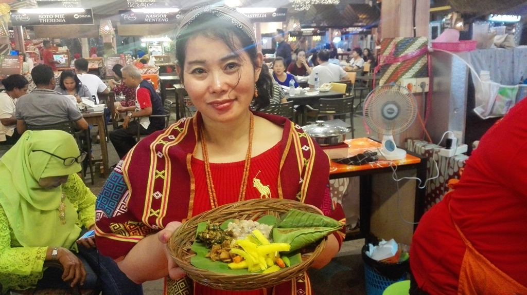 Ketika Puluhan Kuliner Legendaris Berkumpul dalam Satu Kampung