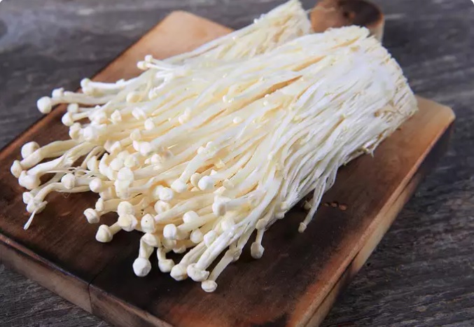 Jamur Enoki dan Shimeji Bermanfaat bagi Kesehatan