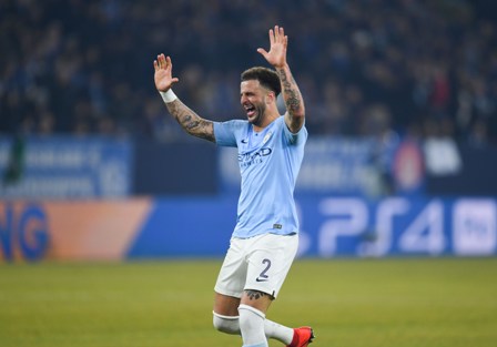Lima Bek Termahal yang Menguntungkan Klub