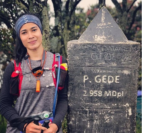 Putri Handayani, si Penakluk Gunung-gunung Tertinggi