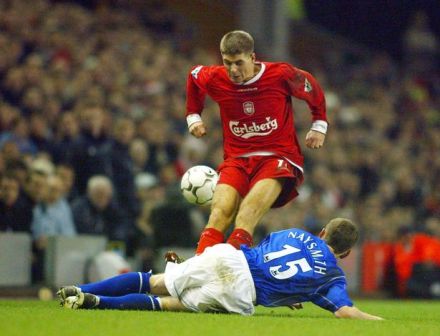Liverpool vs Everton, Sebuah Derby Keluarga Namun Kotor