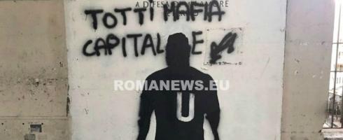Mural Bergambar Totti Dirusak