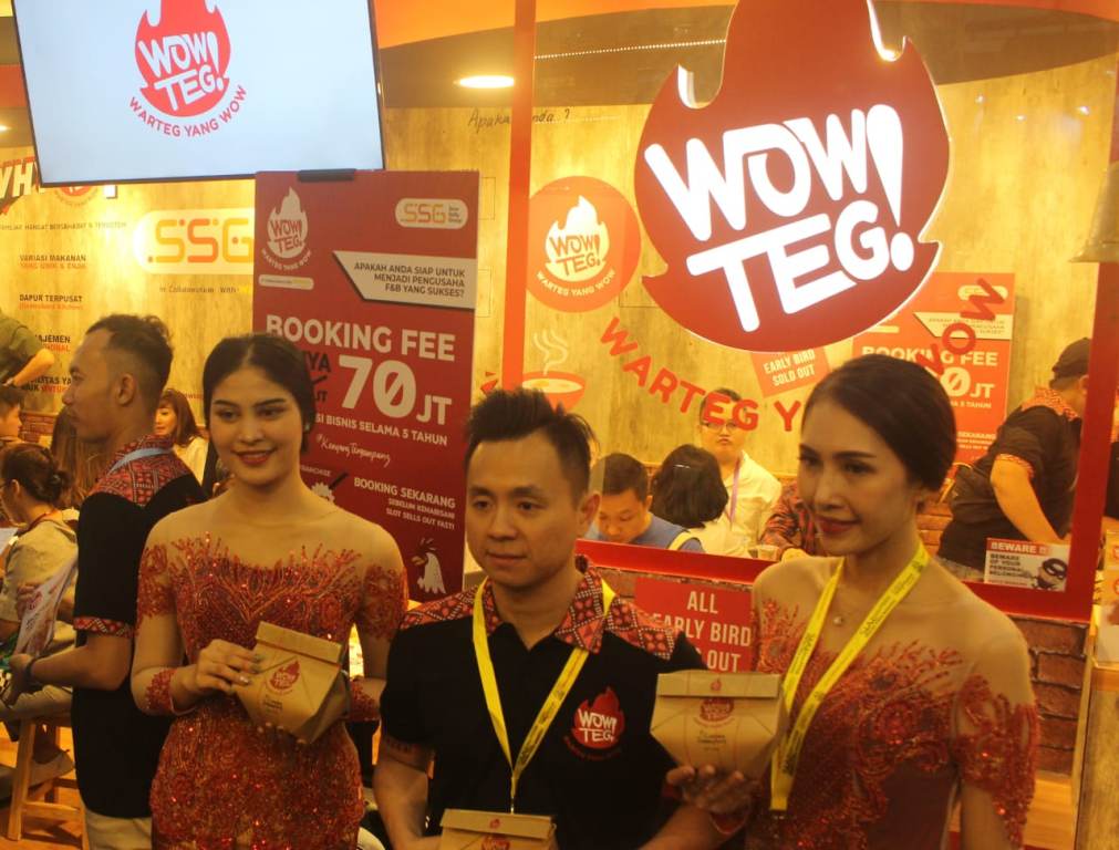 Warteg Modern Ini Menyajikan Menu Klasik dan Kekinian