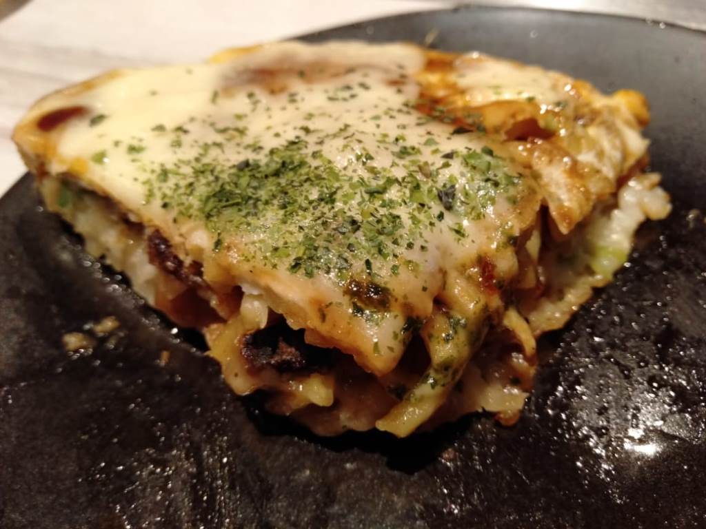 Menyantap Okonomiyaki, Kudapan Osaka yang Cocok dengan Lidah Orang Indonesia