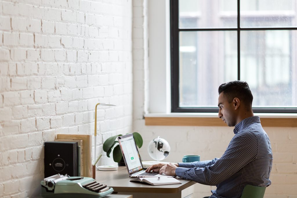 Tips agar Tetap Produktif saat 'Work From Home'