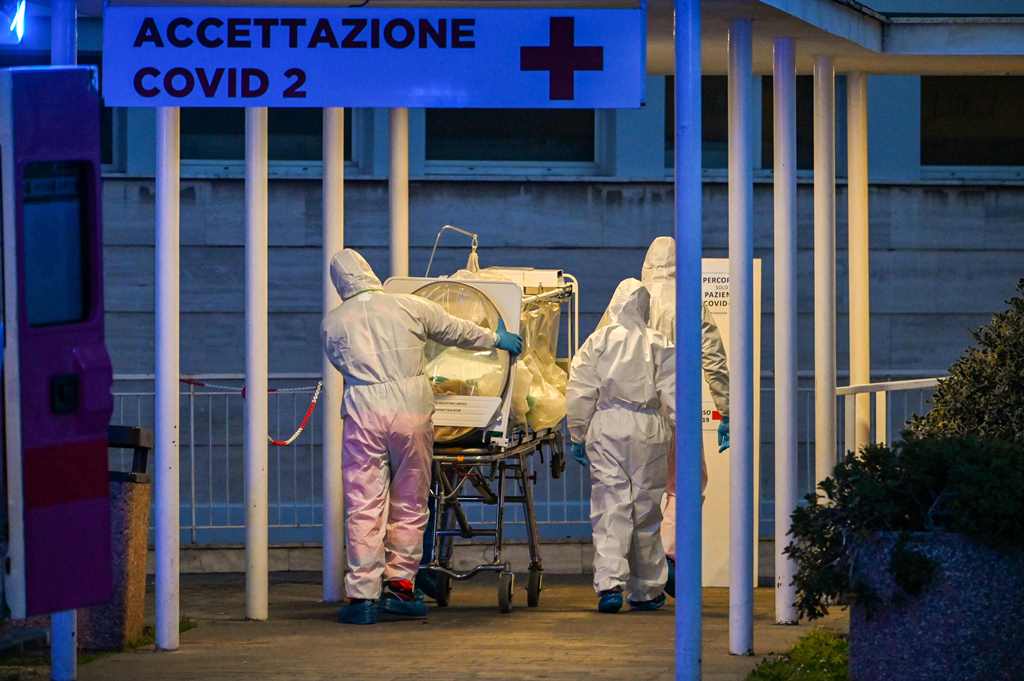 Menengok dari Garis Terdepan Virus Korona di Italia