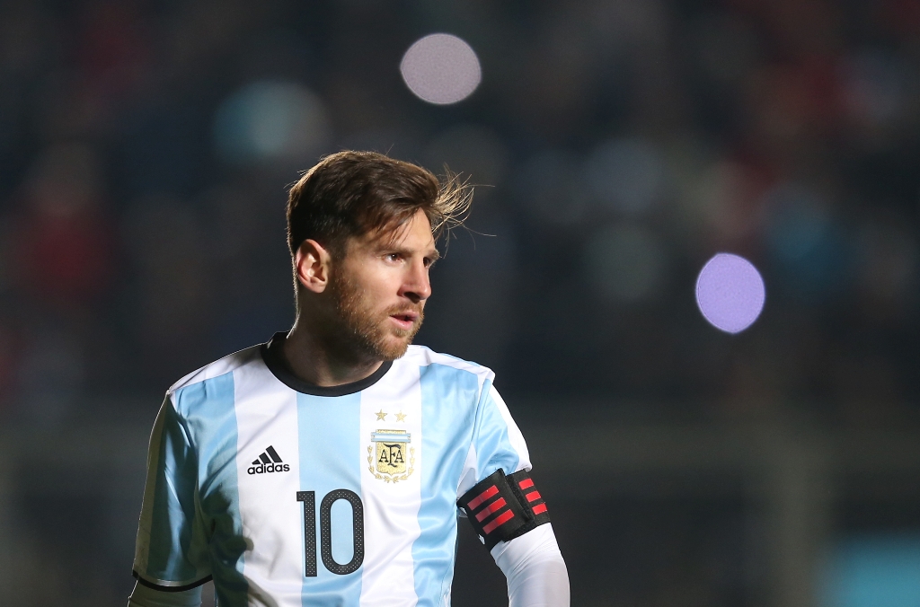 Menyambut Copa America Centenario