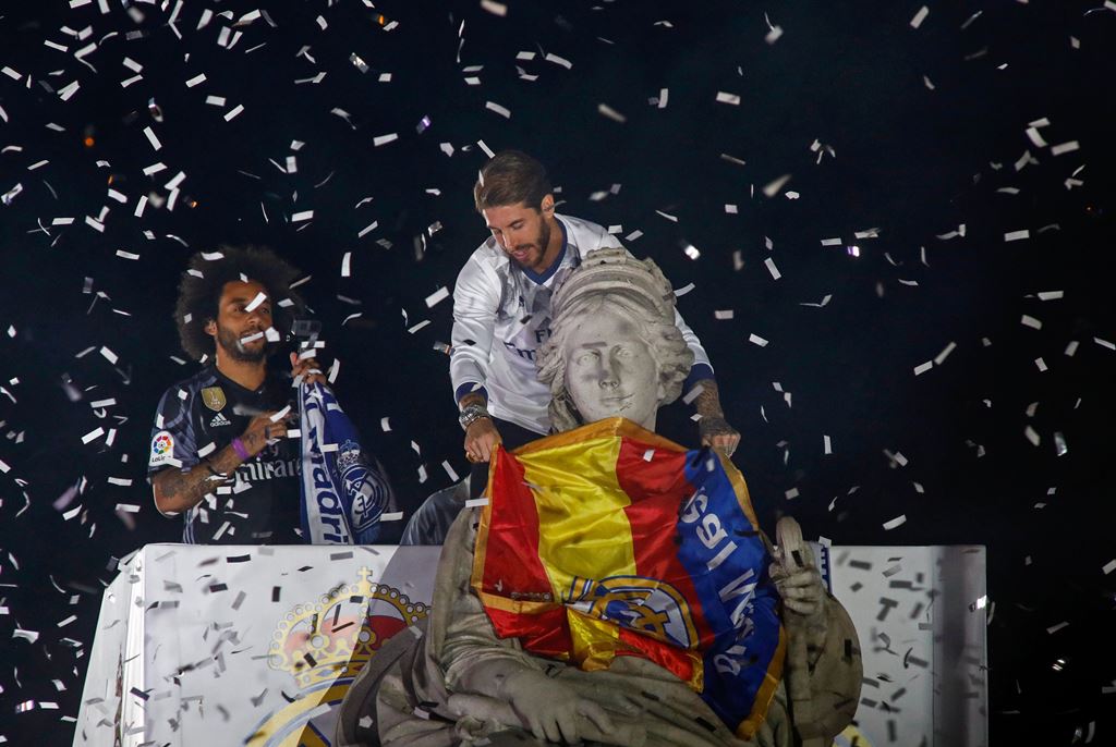 Parade Foto Pesta Real Madrid Merayakan Gelar Juara La Liga