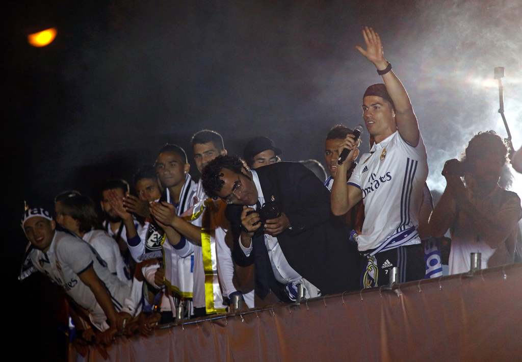 Parade Foto Pesta Real Madrid Merayakan Gelar Juara La Liga
