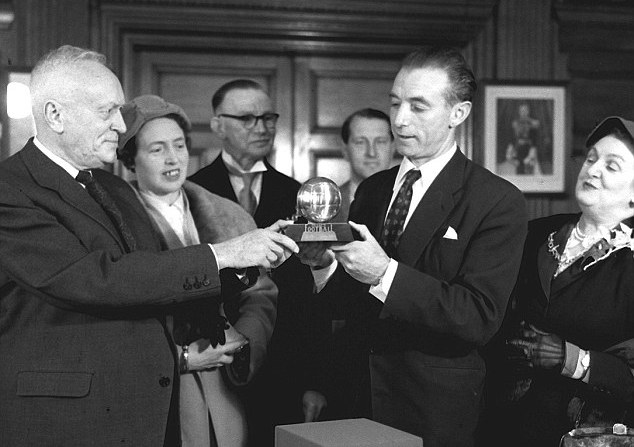 Daftar Pemenang Ballon d'Or Sejak 1956