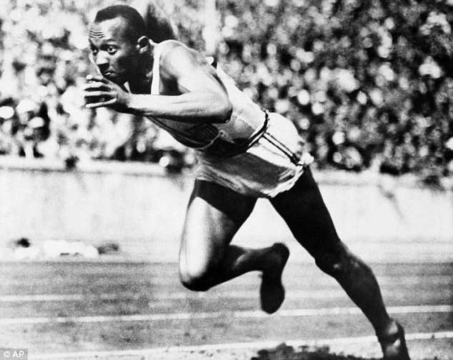 1936: Jesse Owens Raih Medali Emas Ketiga di Olimpiade Berlin