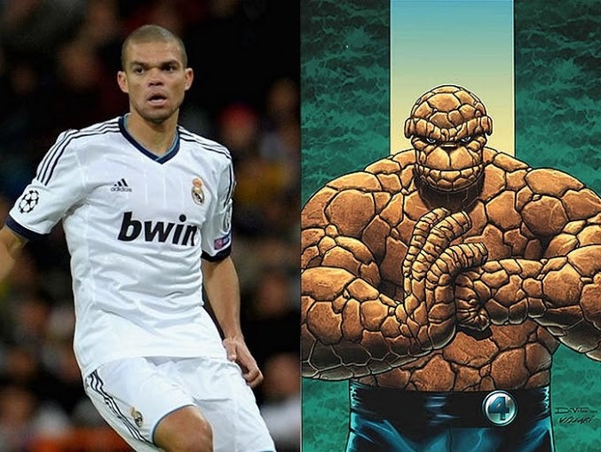 10 Tokoh Lapangan Hijau Ini Mirip dengan Karakter Superhero  