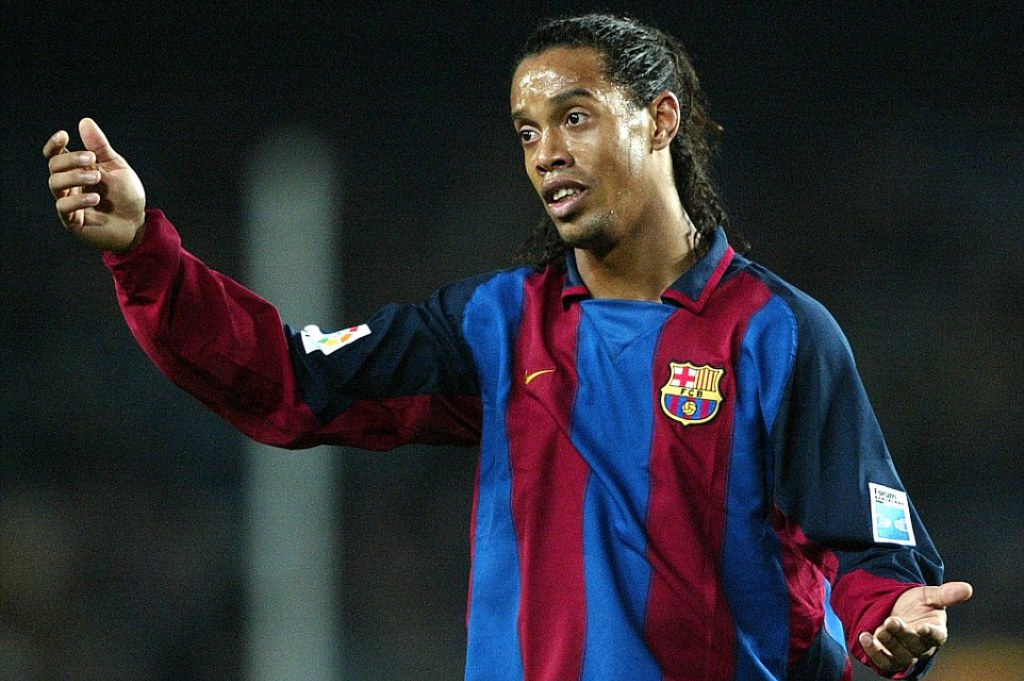 Lima Momen Hebat Ronaldinho Bersama Barcelona