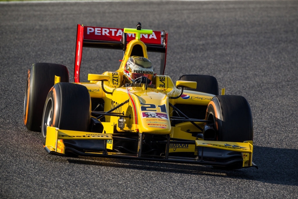 Sean Gelael Impresif saat Tes Pagi Hari Terakhir Tes Pramusim F2