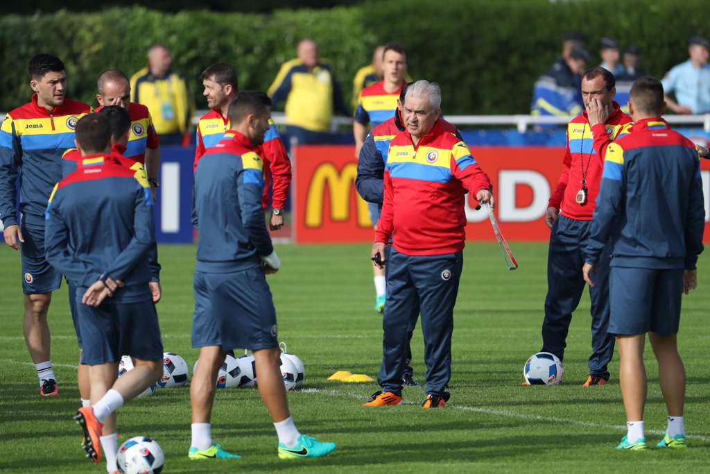 Preview Prancis vs Rumania: Pertaruhan Tuan Rumah
